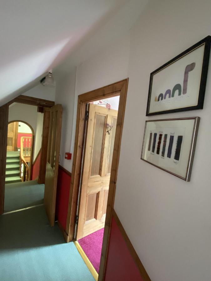Tomatin Glenan Lodge Self Catering מראה חיצוני תמונה